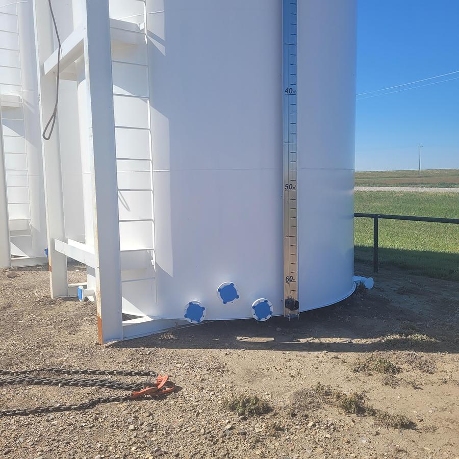 Refurbished 400 BBL Single Wall Painted Tanks