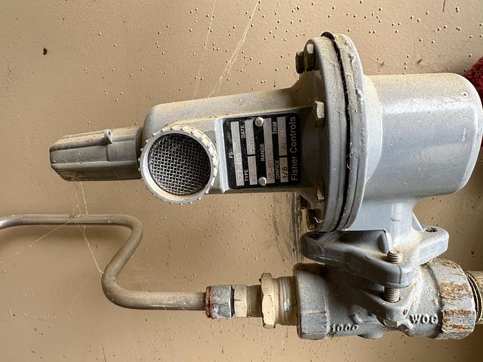 Used 50 Bbl Single Wall 8' D x 7" High Tank with Enclosure