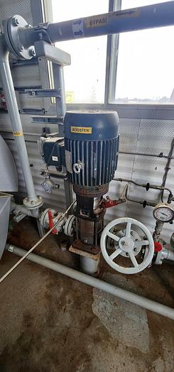 Used Water Injection Building c/w (2) Garner Denver 200 TDE 001 Triplex pumps