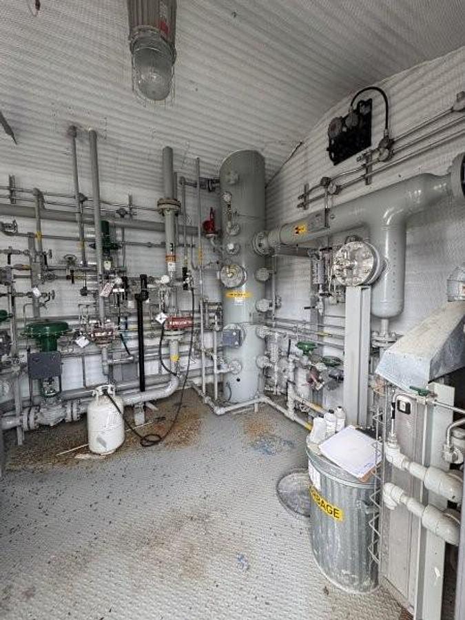 Used 24" 1415 PSI Sour 8 Tray Dehydrator