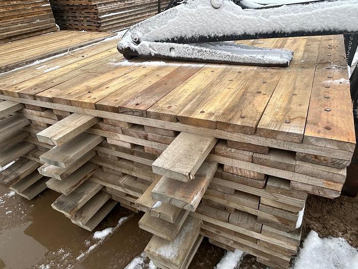 12’ 8” x 7’ 2.4” Mixed Hardwood Access Mats