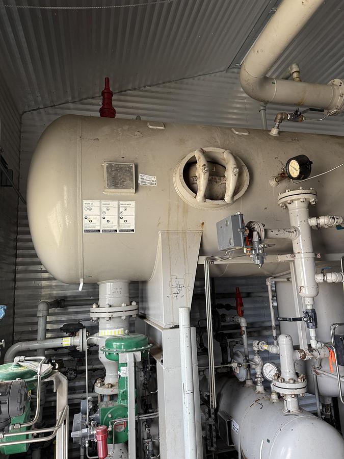 Used 620 HP Waukeshau H24GL Driven Ariel JG2 Compressor