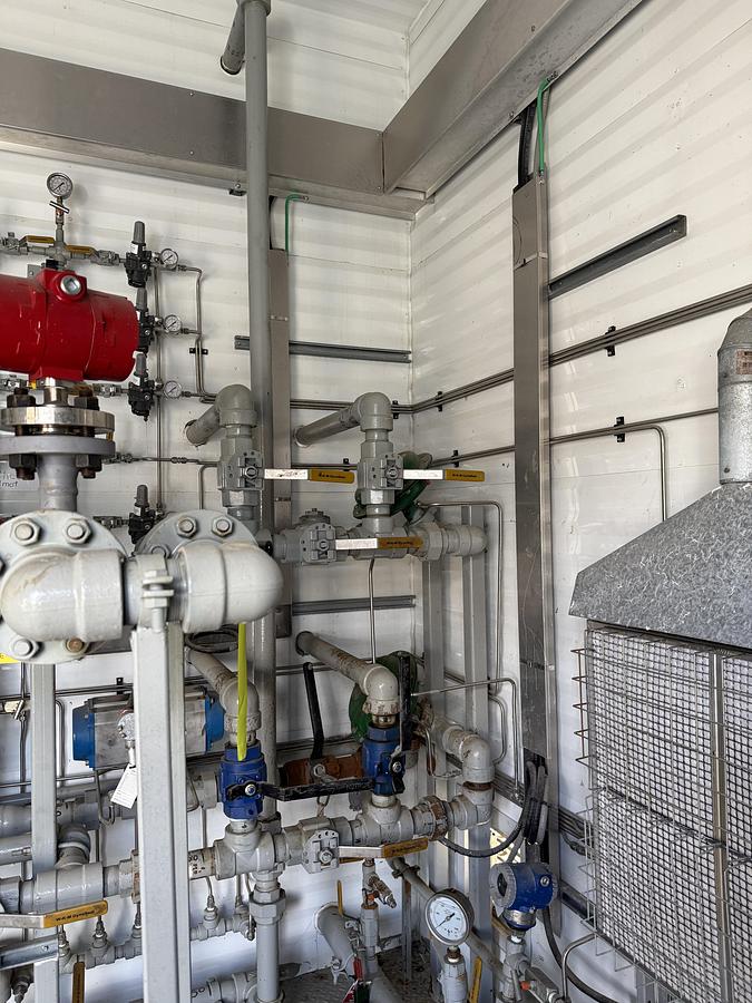 Used 30" 1440 PSI Vertical Sour Separator Package 