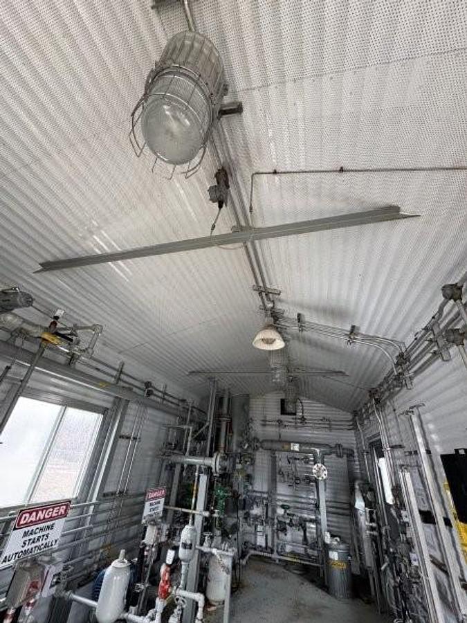 Used 24" 1415 PSI Sour 8 Tray Dehydrator