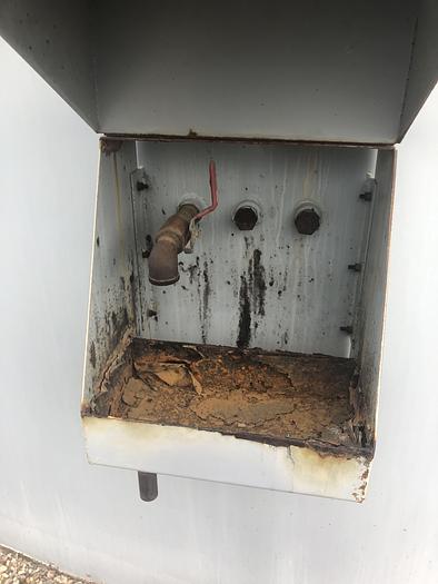 Used 2000 BBL Internally Coated Tanks