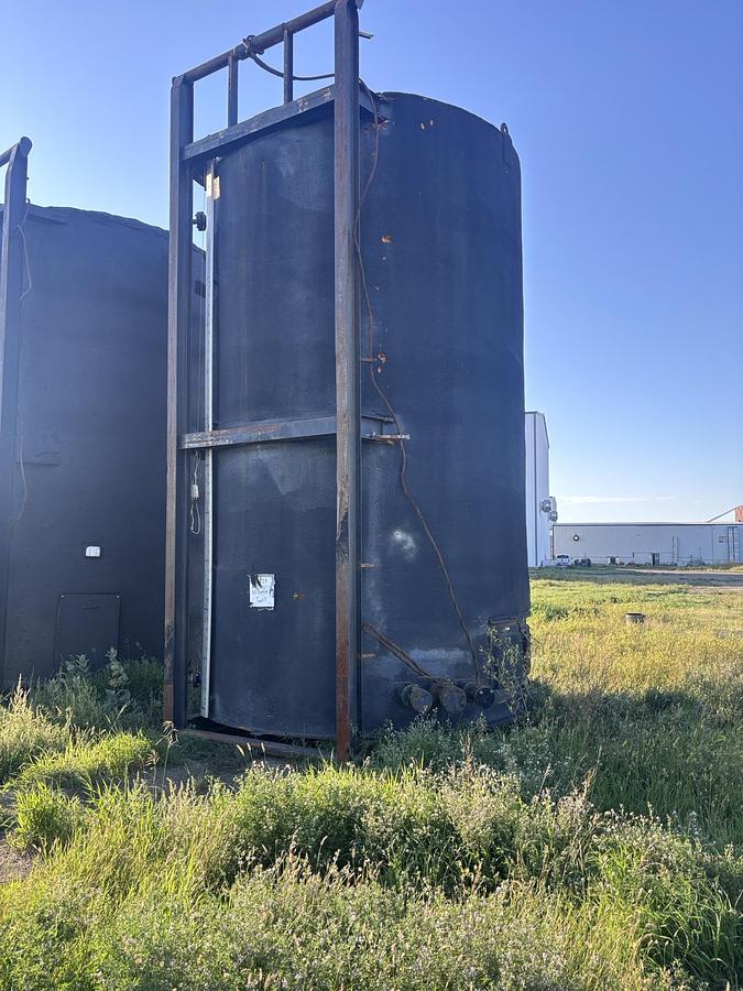 Used 400 BBL Heated and Insulated Tank