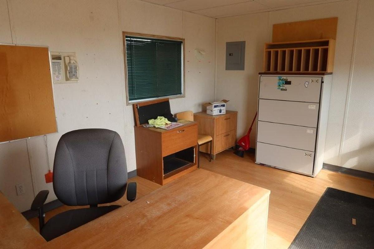 Used Office Building (62’L x 12’6”W x 11’H)