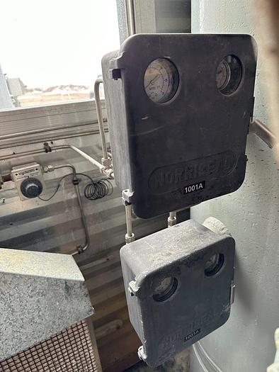 Used 24" x 7.5' 1440 PSI Vertical Sweet Separator