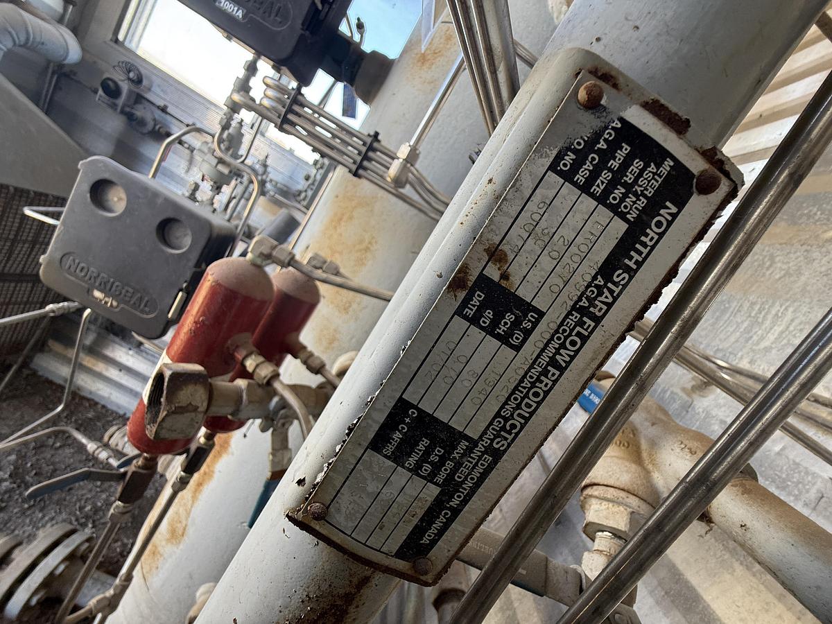 Used 16" 1440 PSI Vertical Sour Separator - 15524