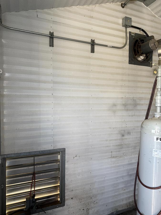 Used 20 KW Generator/MCC Building