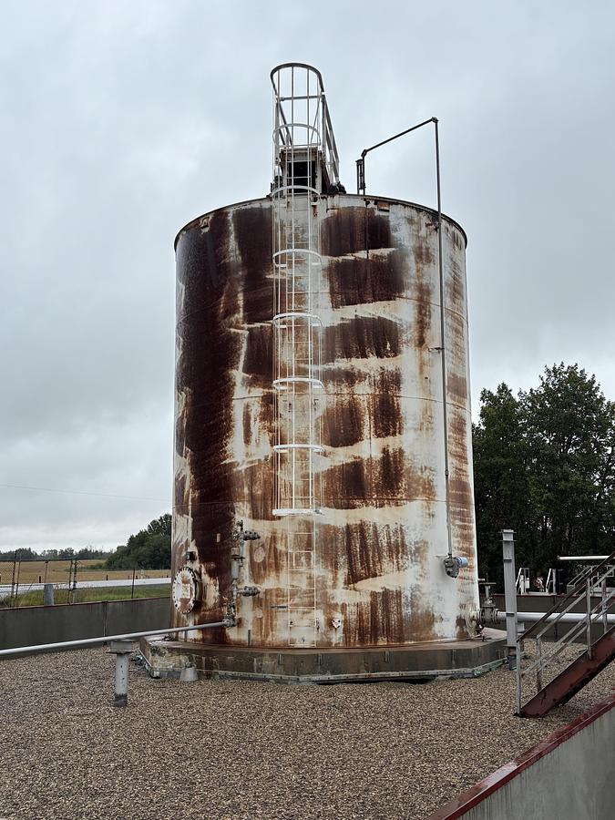 Used 1450 BBL Storage Tank with Heat Coil