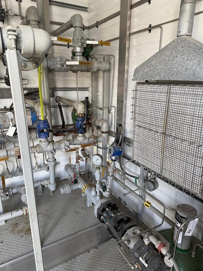 Used 30" 1440 PSI Vertical Sour Separator Package 