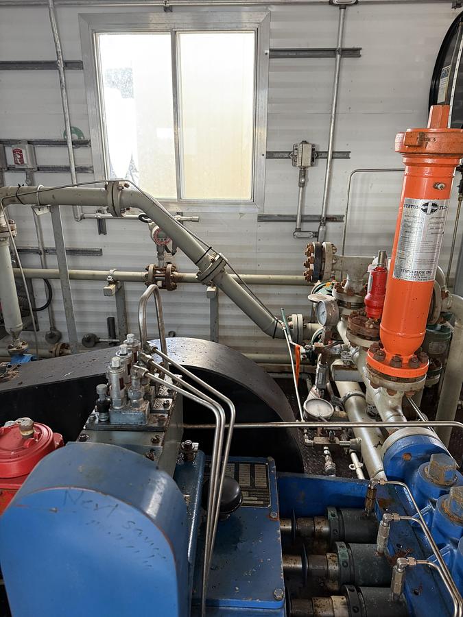 Used Dual T30-2L National Oilwell Triplex Pump Package