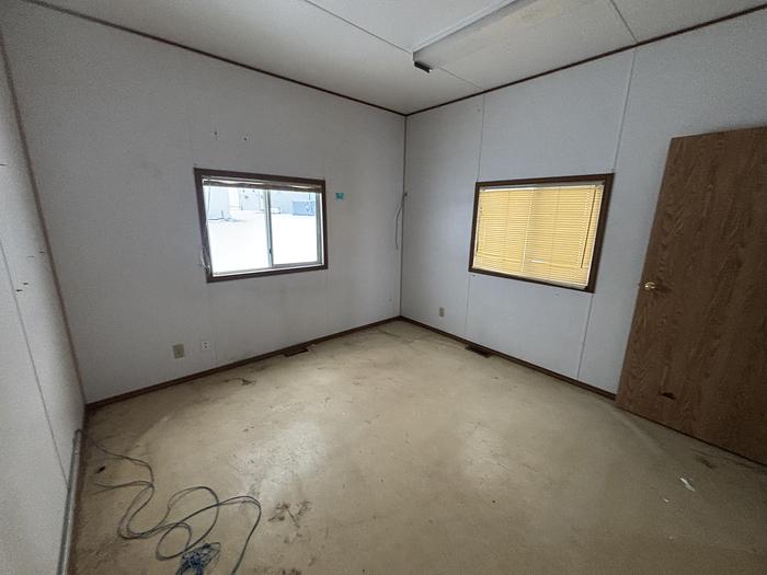 Used 12' x 32' C&V Office Building