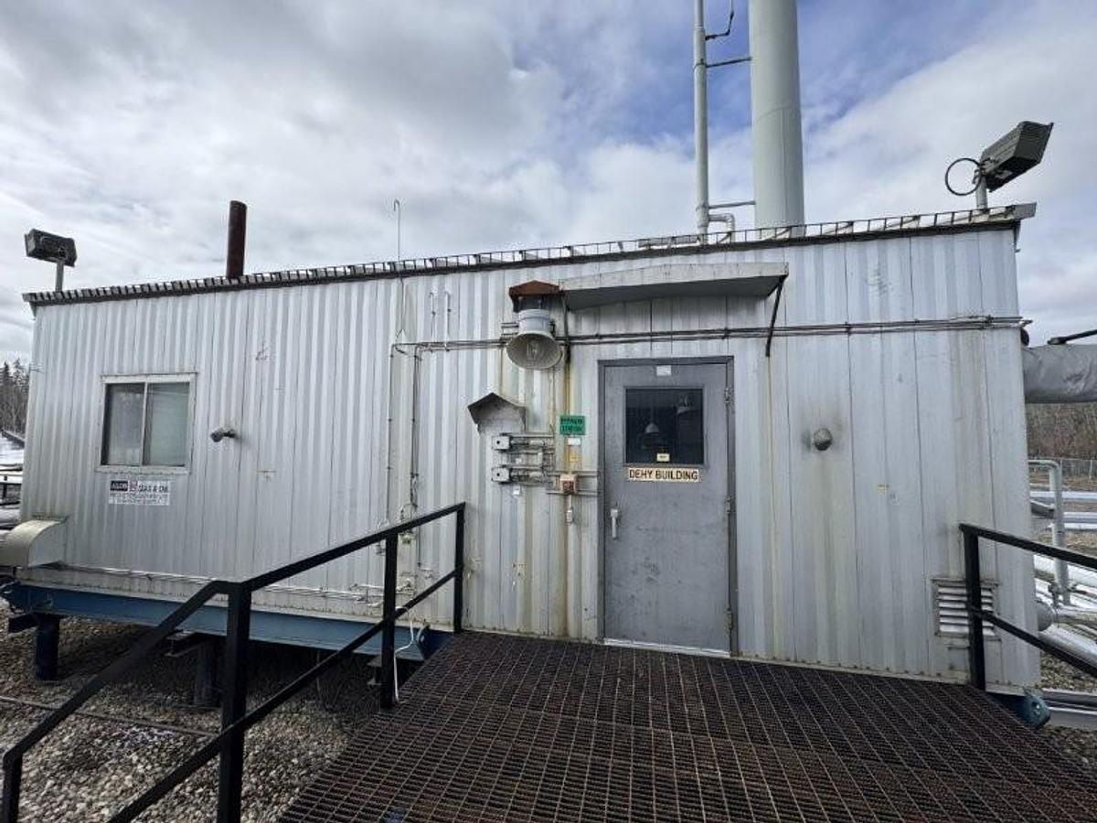 Used 24" 1415 PSI Sour 8 Tray Dehydrator