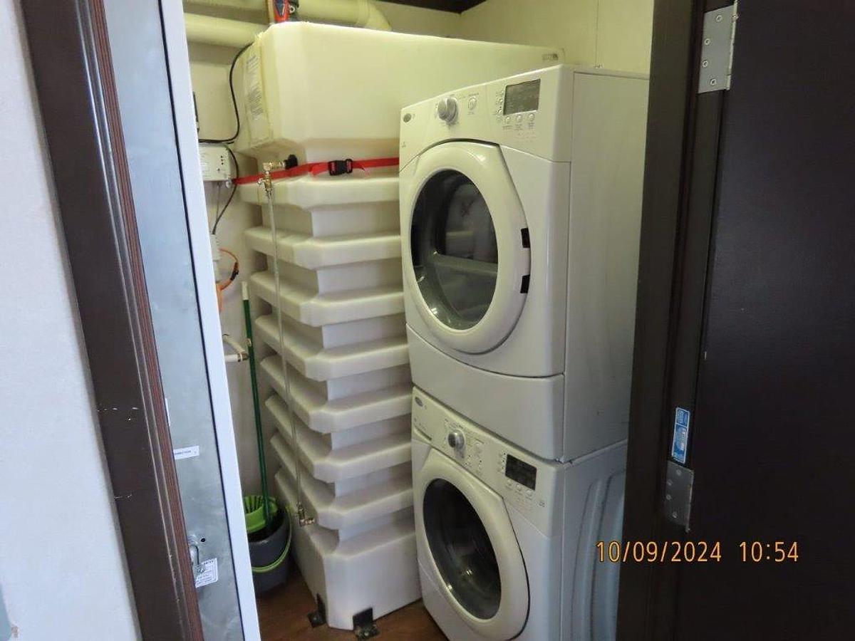 Used Office Trailer 12' x 60' Double Ender Floor Plan