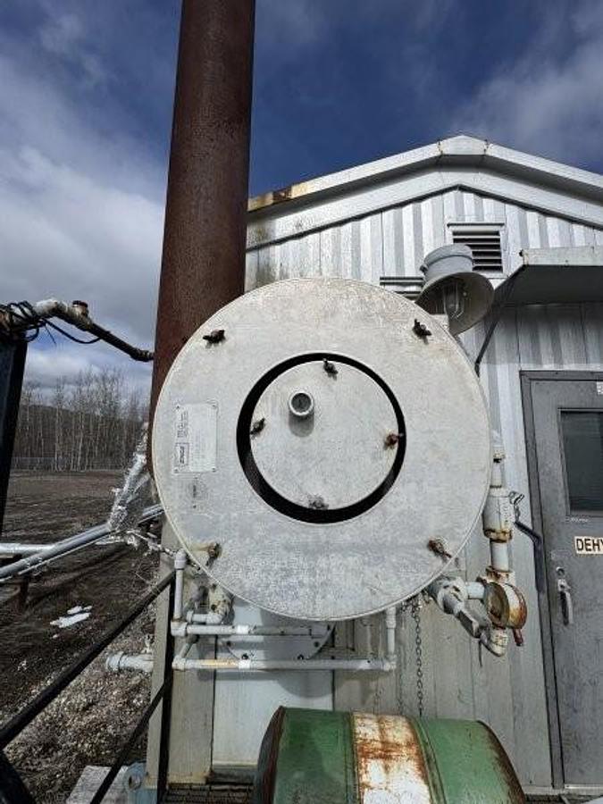 Used 24" 1415 PSI Sour 8 Tray Dehydrator