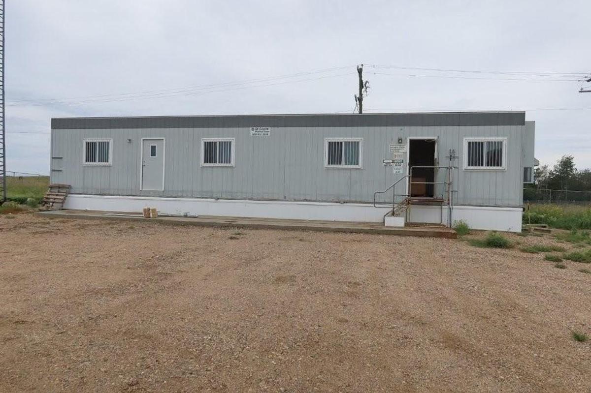 Used Office Building (62’L x 12’6”W x 11’H)