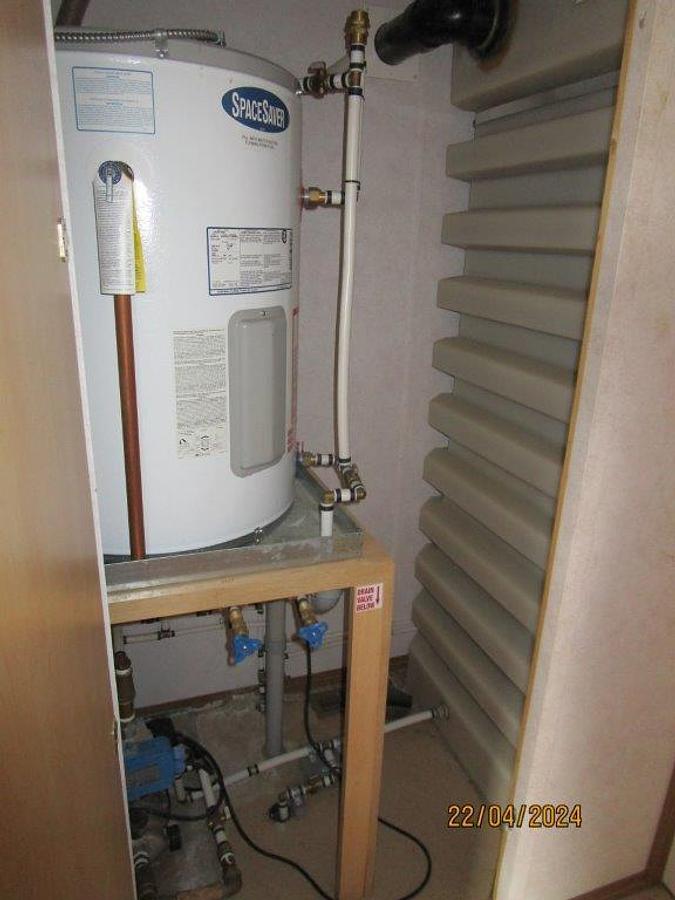 Used MCC / Office Building (12’W x 50’L)