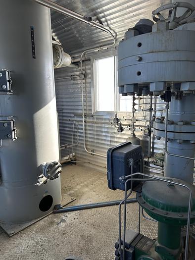 Used 36" 720 PSI Vertical Sweet Separator Package