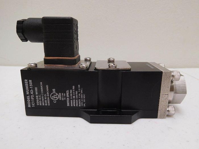 Used PSI Series 1 Pressure Switch (Model- 1C11F2.43-150R)