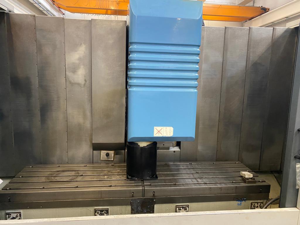 Used 2000 Mazak VTC 200C