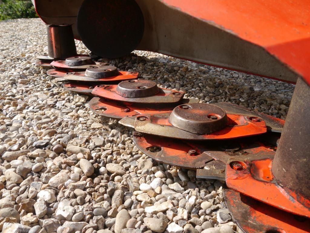 Used Kuhn GMD 240 Hay Mower