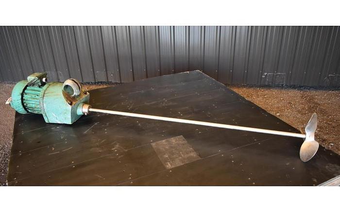 D'occasion USED LIGHTNIN CLAMP-ON MXER, 1.5 HP