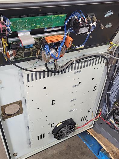 Refurbished Fanuc M-16ib Industrial Robot with R-J3IB Controller