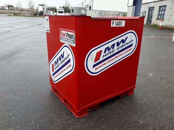 Used 900L Fully bunded fuel cube