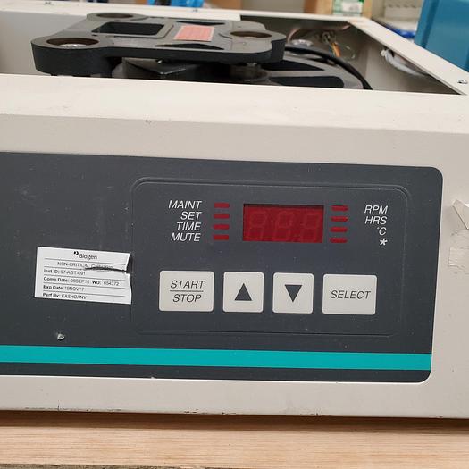 Used New Brunswick Scientific Innova 2100 Platform Shaker