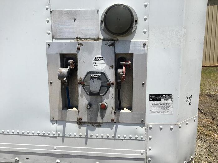 Used 1999 KENTUCKY MOVER BOX