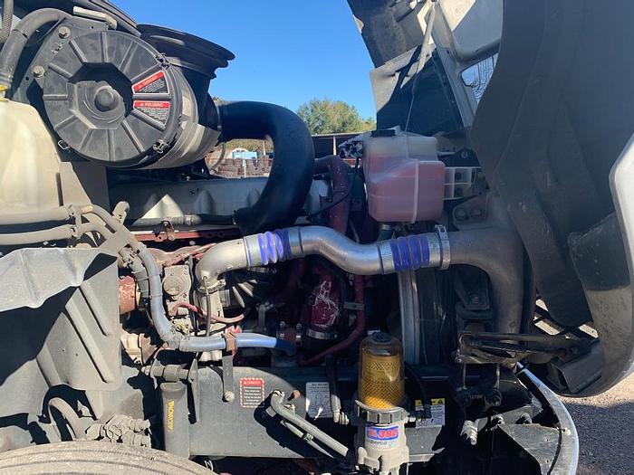 Used 2013 MACK CXU613