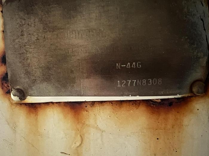 Used Simonsen 4 Ton Fertilizer Spreader