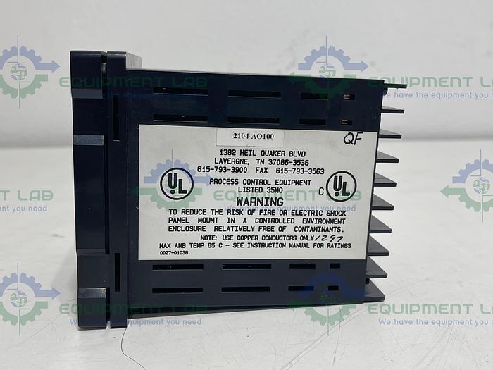 Chromalox 2104-A0100 Temperature Controller