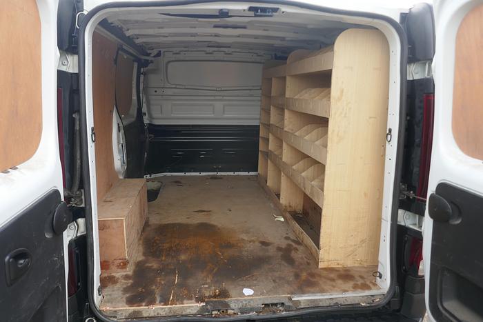 Used 2018 RENAULT TRAFIC 6 SPEED