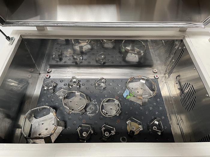 Used New Brunswick Scientific Innova 4300 Incubator Shaker 120V