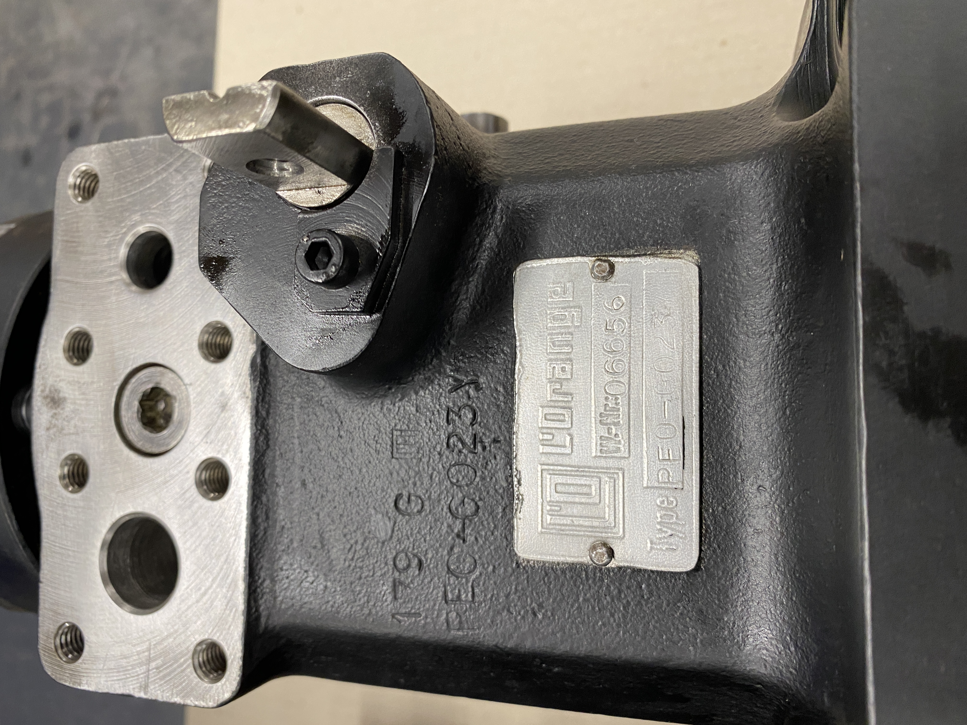 L'ORANGE PEO-G023Y FUEL INJECTION PUMP