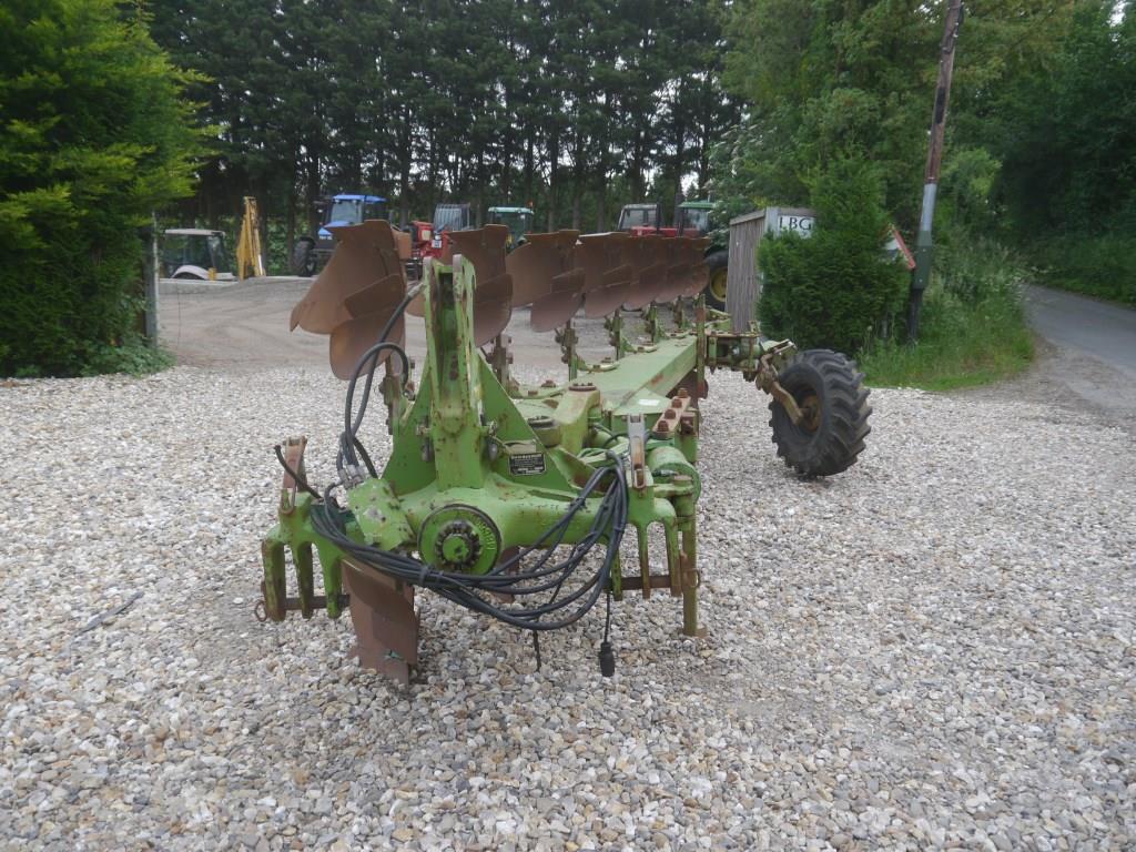 Used Dowdeswell 140MA 6+1 Furrow Plough