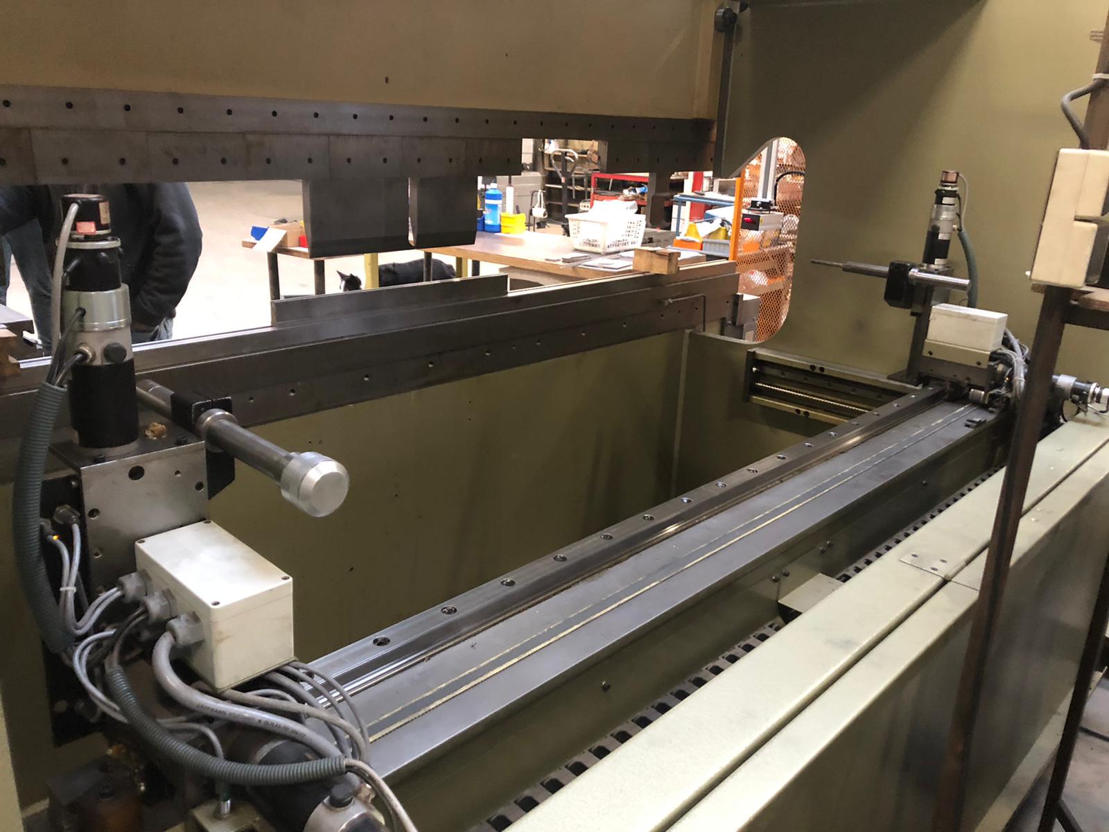 Gebruikt 1996 SAFAN PLCS 80-3100 TS2