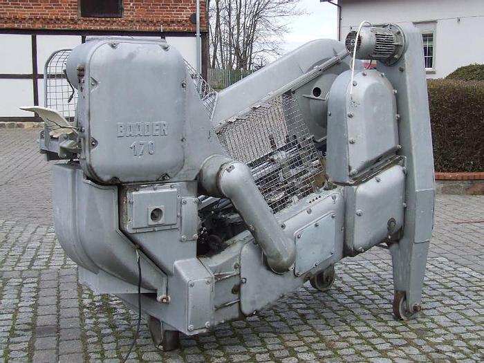 Used BAADER - Maszyna do filetowania, odgławiania i patroszenia ryb płaskich - Flądra itp.