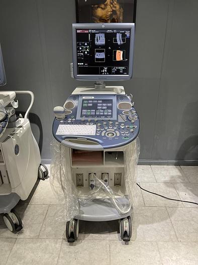 Used GE Voluson E8 Ultraschallgerät mit 2x Sonde und Fußschalter