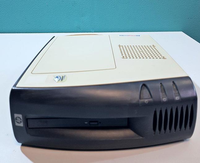 Used MicroPace NEC Flachmonitor mit Stimulus Anschlussbox und Stimulus Generator Einheit für EPS 320