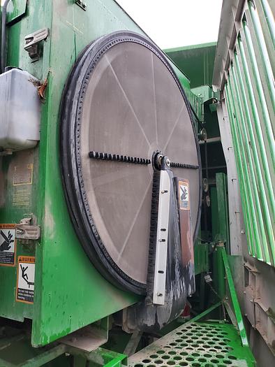 Used John Deere 9750 STS Combine w/ Corn Header