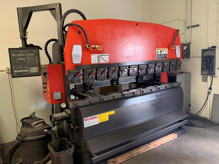 Used 1997 - 88 Ton Amada RG-80 CNC Press Brake