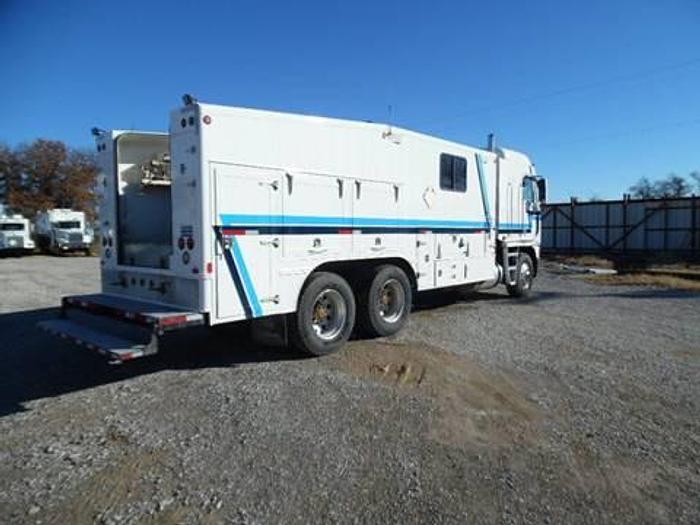 Used 2013 Freightliner NOV E-line