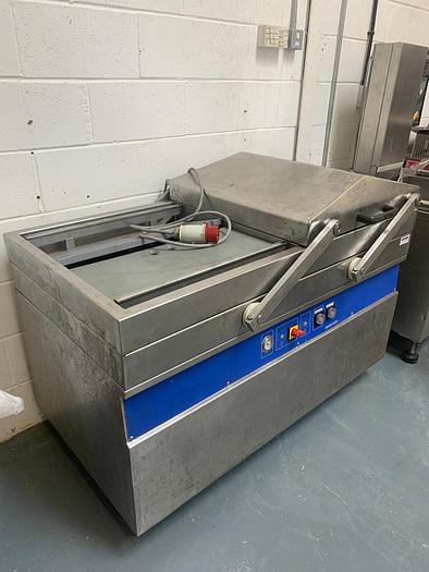 Used Roschermatic  VM-41/2/SS double chamber vacuum packer