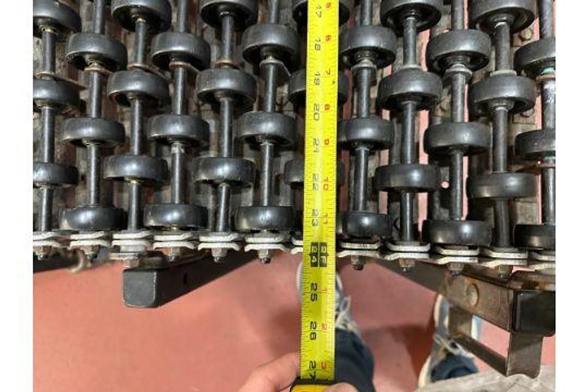 Used 24" W Expandable Skate Conveyor