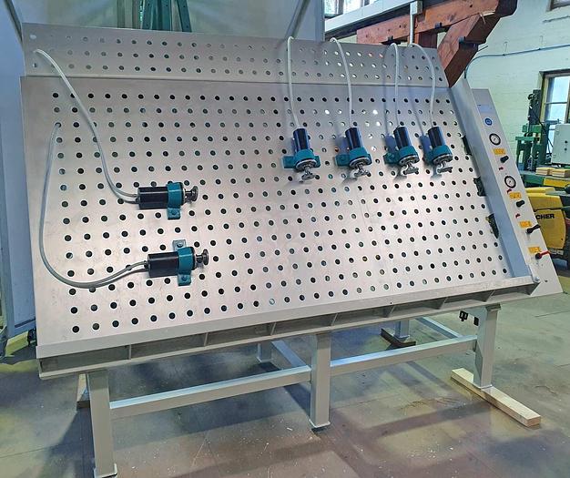 Used 2000 Ramarch Spain RAMARCH PNC 7 perforated plate press