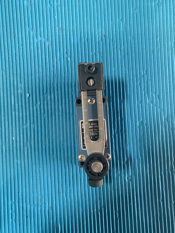 Used Matsushita VL Mini Limit Switch AZ8108